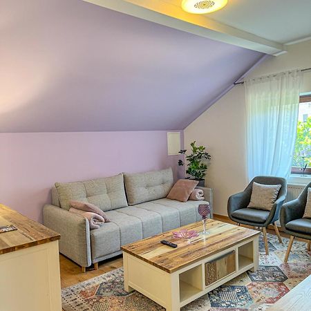 Apartman Mibel Zagabria Esterno foto